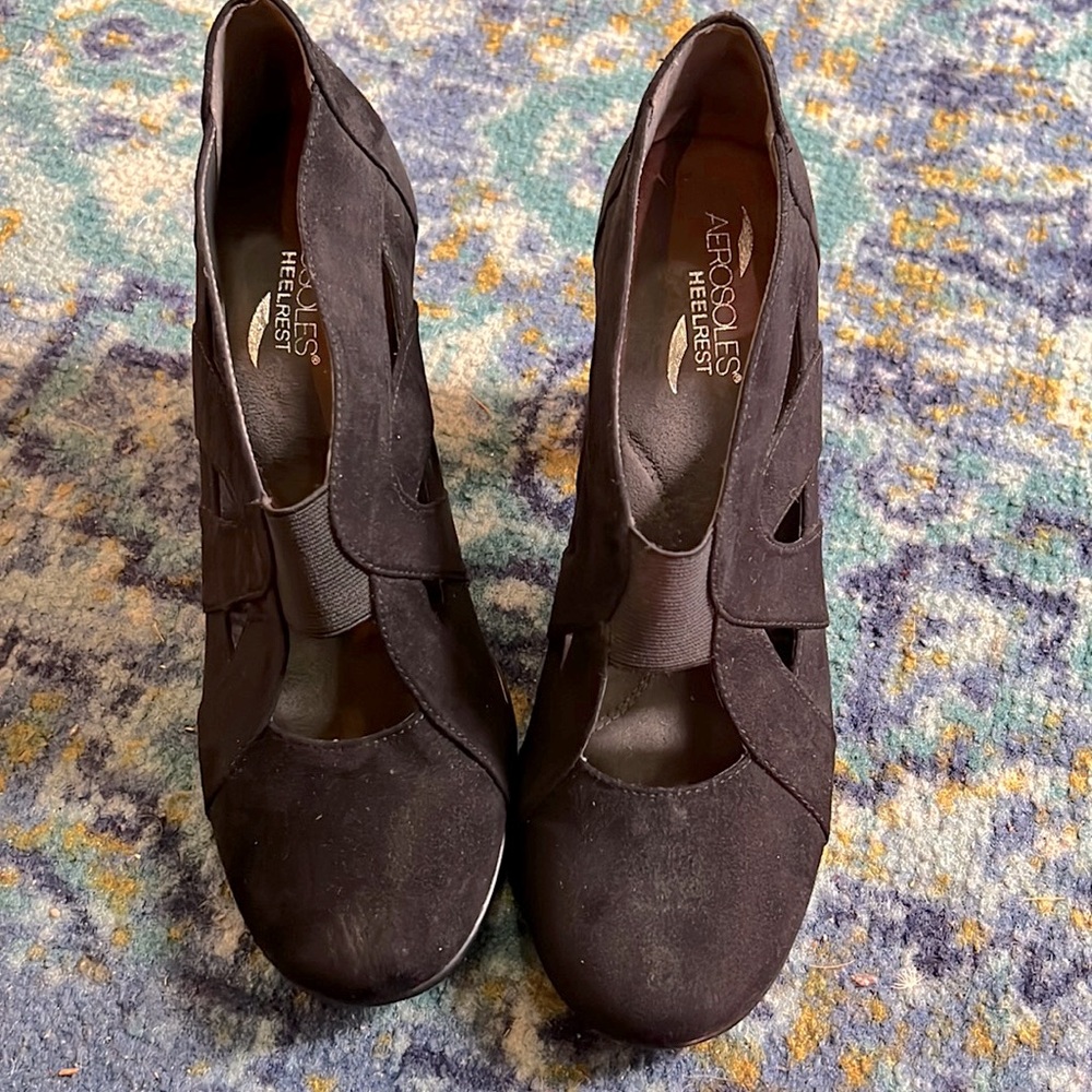 Aerosols Black Heels